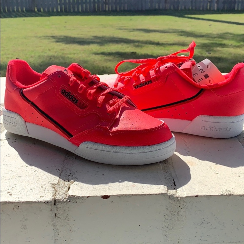 Adidas Continental 80 Women’s shoes!!